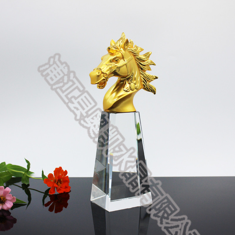 金屬獎(jiǎng)杯1